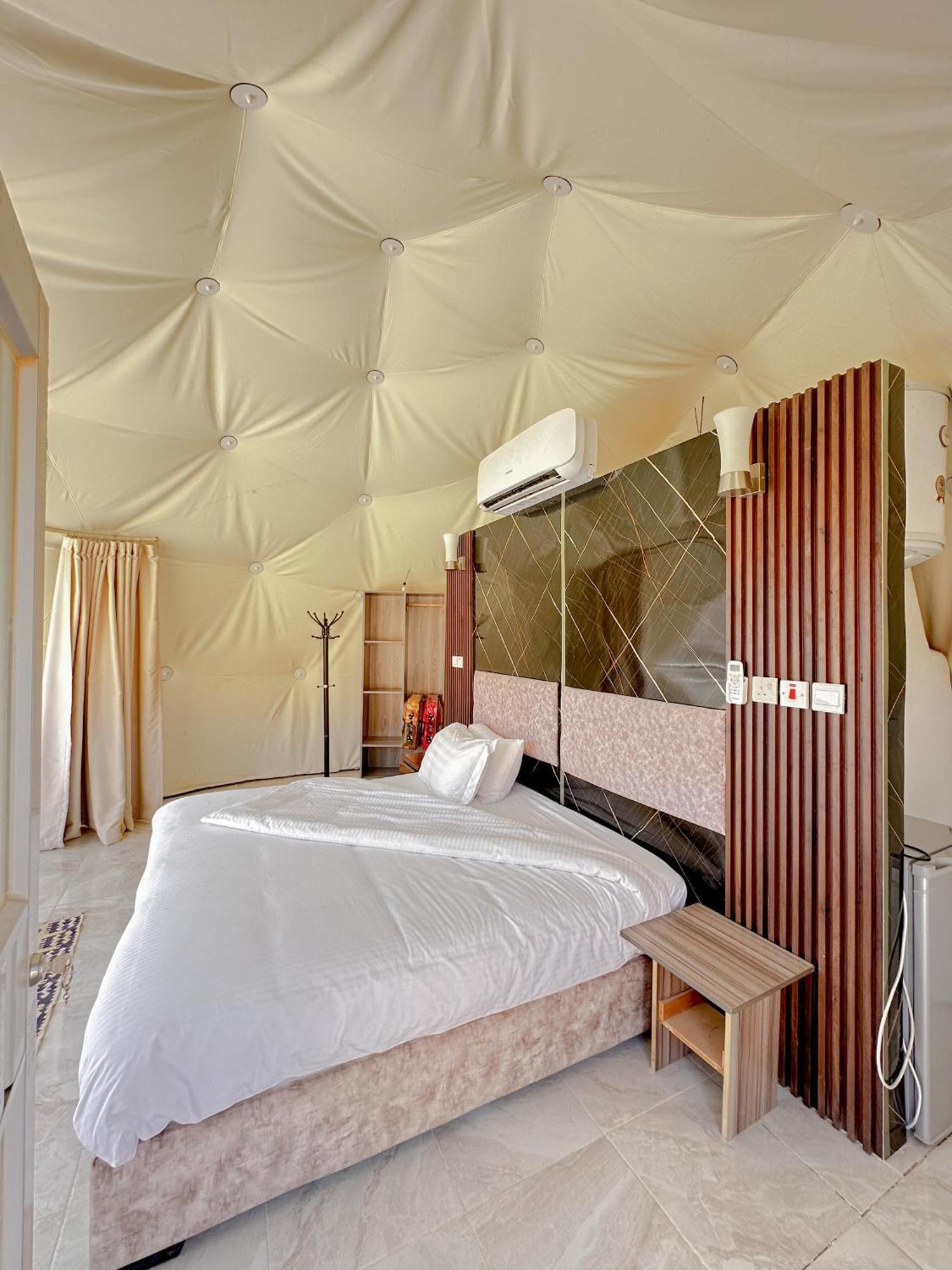 Rum Crystal Luxury Camp Wadi Rum Luaran gambar